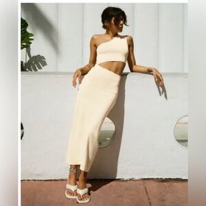 💫NWOT Zara Knit Midi Dress